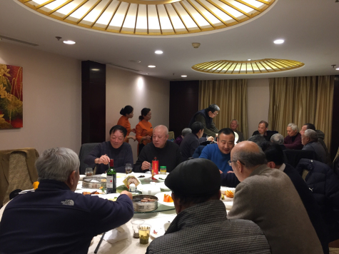 三亿官方版网站登录入口举办老领导迎新会