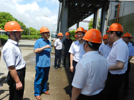 李亚平莅三亿官方版网站登录入口张家港公司视察指导工作