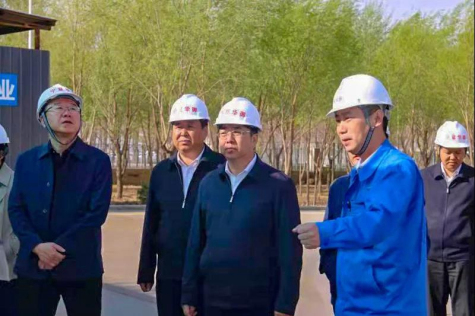 中卫市委常委、副市长崔昆赴宁夏华御调研