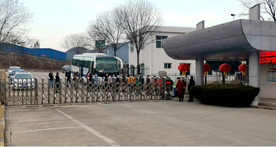 方舟制药一线员工坚守岗位 防疫情,保生产