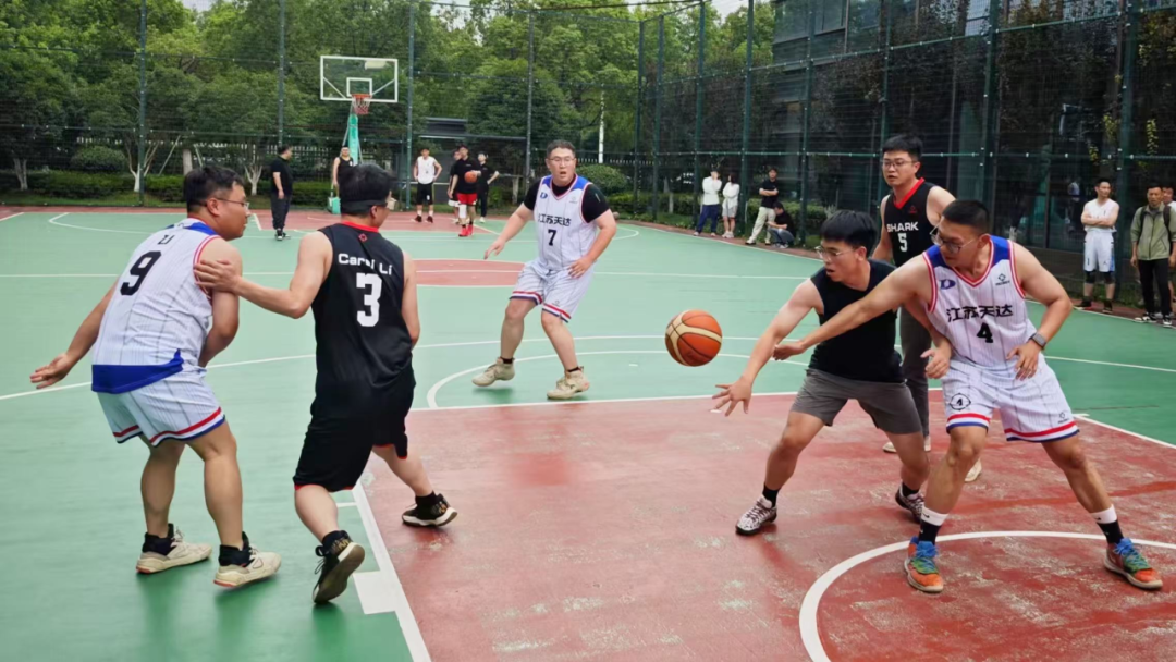 1756689185205850.png 640 (2).png